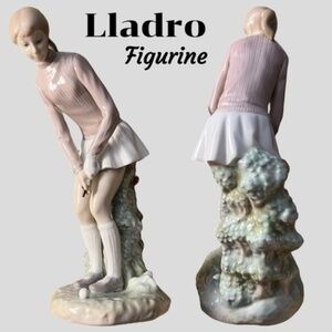 Vintage '72-'92  Lladro 10" Woman Golfer Figurine #4851 (Ret) MISSING Golf Club